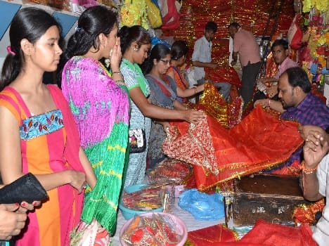 Shardiy Navratri today, preparing people