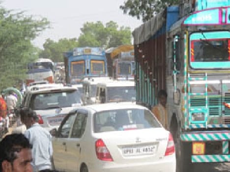 Two truck concluding, five hours motorway jams