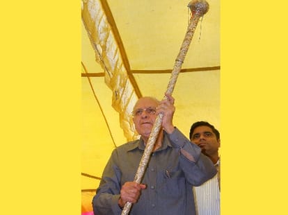 all of India's forces can't defend against terrorists: farooq abdullah