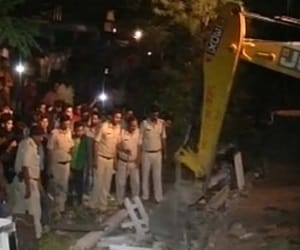 flyover collapse in bhopal, two dead