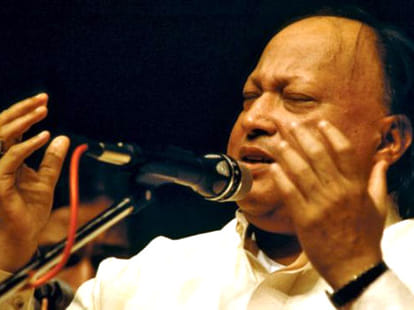 death anniversary special: nusrat fateh ali khan life