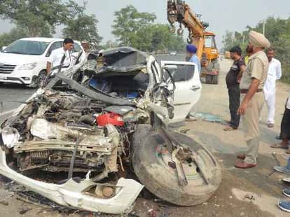 brutal accident in ambala, 2 brothers from delhi died