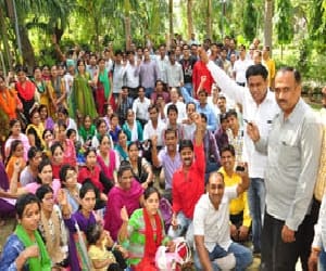  Ideal school teachers demonstrate