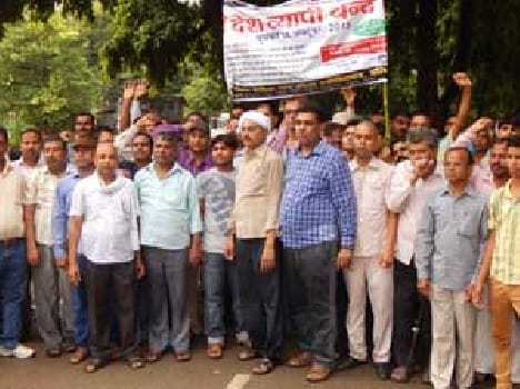 Drug dealers off the street, protests