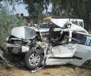 brutal accident in lalru, including 3 womens of delhi 4 killed
