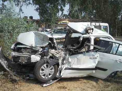 brutal accident in lalru, including 3 womens of delhi 4 killed
