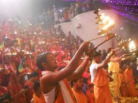 Maa ganga worshipped with mantrochhar