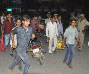 Students make ruckus after an accident.
