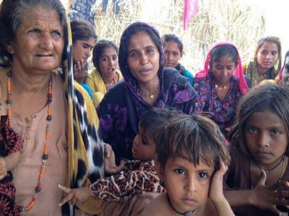 Pakistani Hindus comes to India for better life