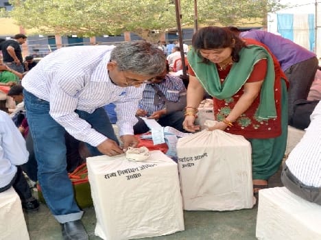 voting in mathura today