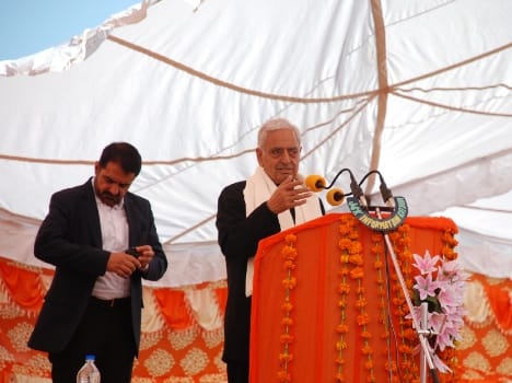 mufti inogrates many development projects in jammu