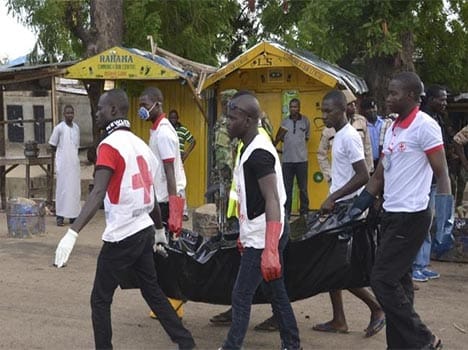 Suicide bombers launch deadly attack on Nigerian mosque