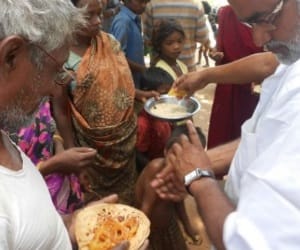 jharkhand: A bank who provide roti to needed people