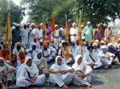organically in sikh religion, molestation with religious granth
