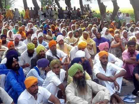 panj granthi insult in punjab, sikh people protest
