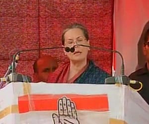 Bihar: Sonia gandhi ralley in baxar