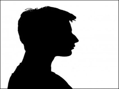 Mum cops thrashed 2 youths, told them to go to Pak