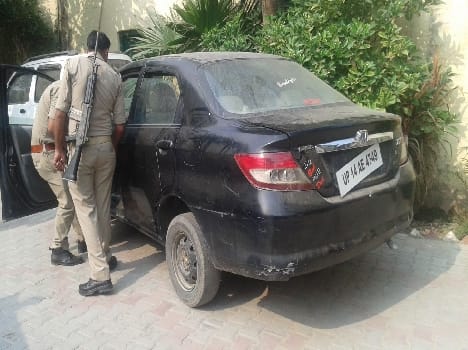 The two stayed in luxury car with raw alcohol