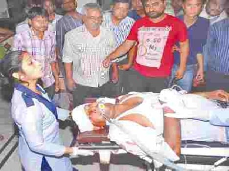 jewellery of 45 Lakh and 7 lakh cash looted 