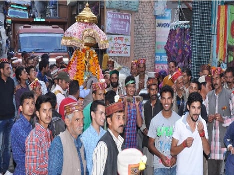 Devta are on journey to Dushara