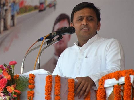 akhilesh yadav blame bjp for bad atmoshphere in uttar pradesh 