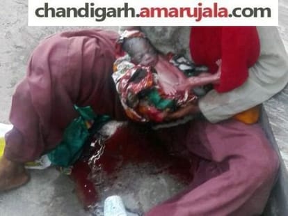minor girl birth a child on road, incident in rohtak, see video