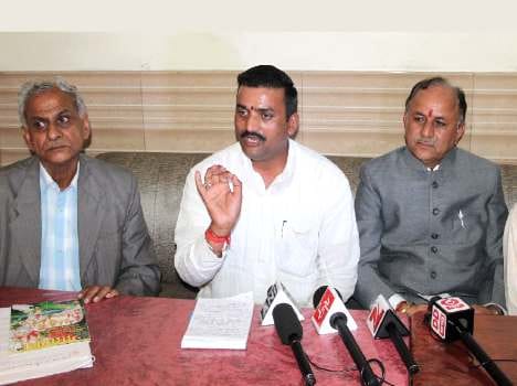 VHP warning to himachal police.