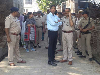 four dalits burnt alive in faridabad, two dead 