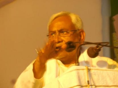 PM using silence as weopen: Nitish