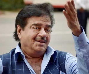 Shatrughan sinha may be quit BJP