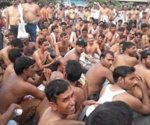 up shikshamitra protest for salary