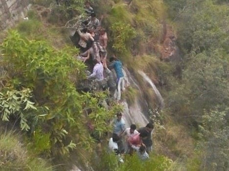 At least 14 dead in Udhampur bus accident