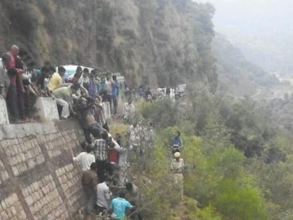 At least 14 dead in Udhampur bus accident
