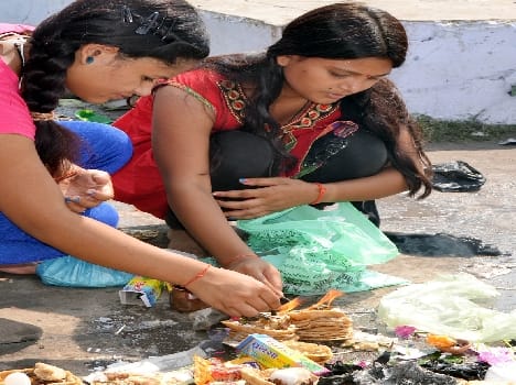 Fire - worship and of Knyabhoj With the completion of Navratri