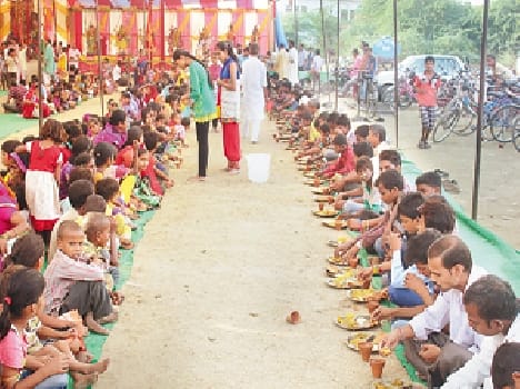 Navratri to feast on the old boom