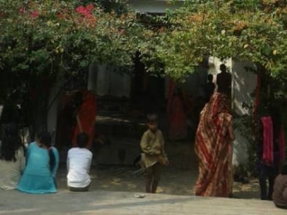 boy cut her neck in devi's temple