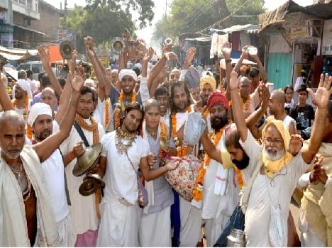 chaitanya mahaprabhu welcome in vrindavan