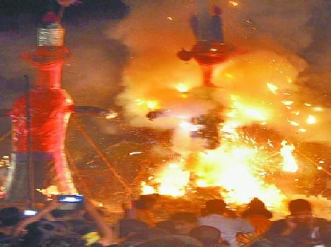 end of Symbol of evil 'dashanan' at vijyadasmi
