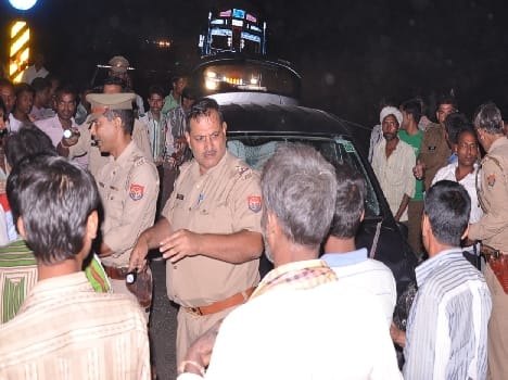 Commotion at preventing them from taking the throne in Mohanpur Tiria