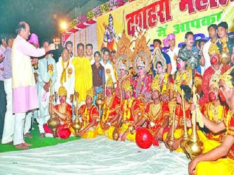 vijay julus organised