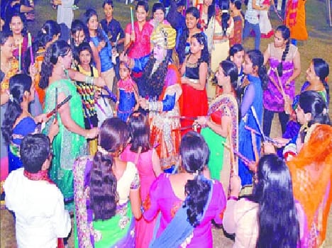Dandiya ras people Jume