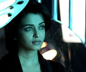 aishwarya, reach, amritsar, shooting, sarabjeet