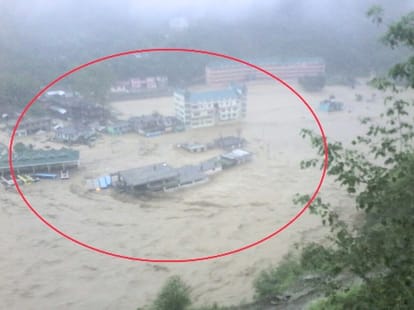 Bus stand construction in flood zone in mandi dharampur.