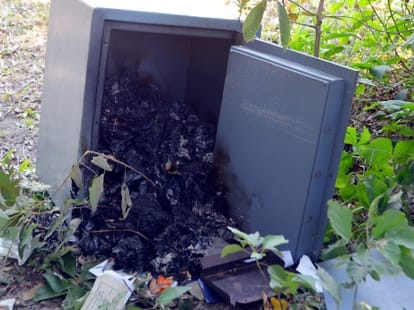 cooperative society record was set ablaze by goons in hamirpur himachal.