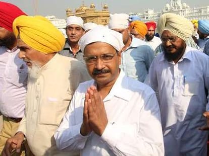 cbi raids cm kejriwals office, reason unknown