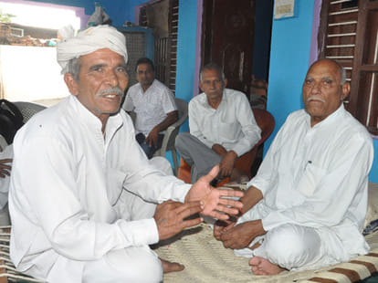 Uproar in Dalit Mahapanchayat.