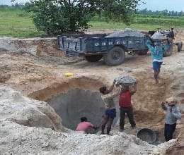 challan of two tractor-trolly in illegal mining