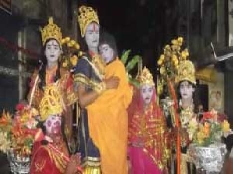 Bharat milap overwhelmed by seeing