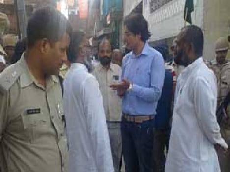 Turned out in the presence of officials of Moharram procession