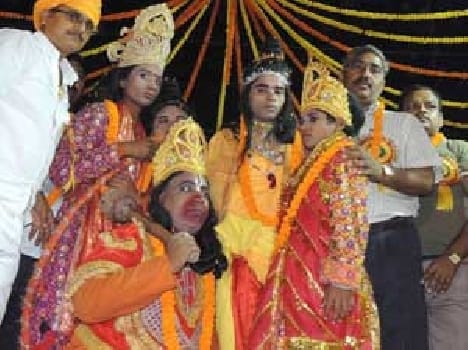 My eyes meet Bharat Ram was hydrous